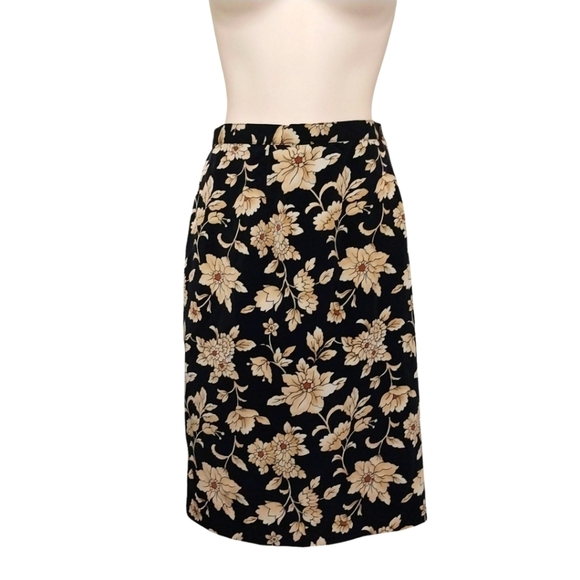 🎟️BOGO FREE🎟️ Worthington Wrap Look Floral Skirt Sz 18 - Picture 1 of 4